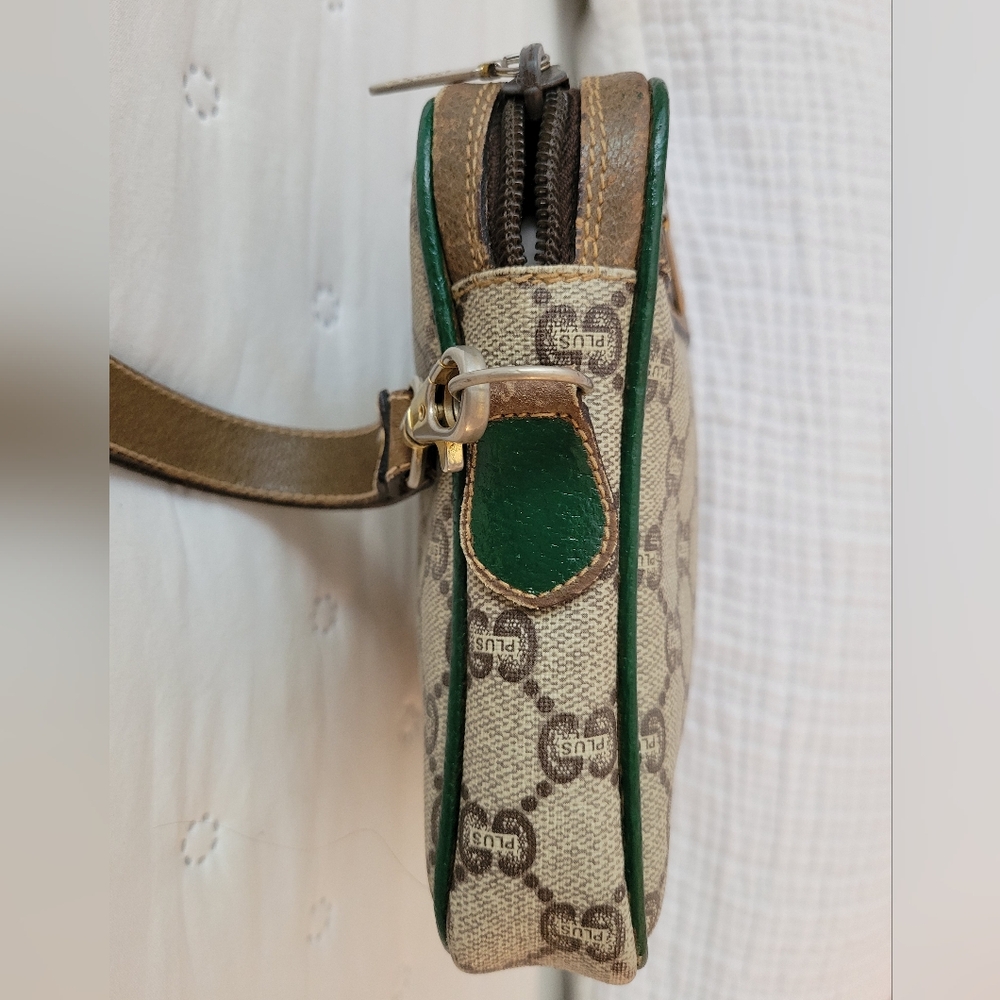 Vintage GUCCI PLUS clutch *READ* - Picture 5 of 13